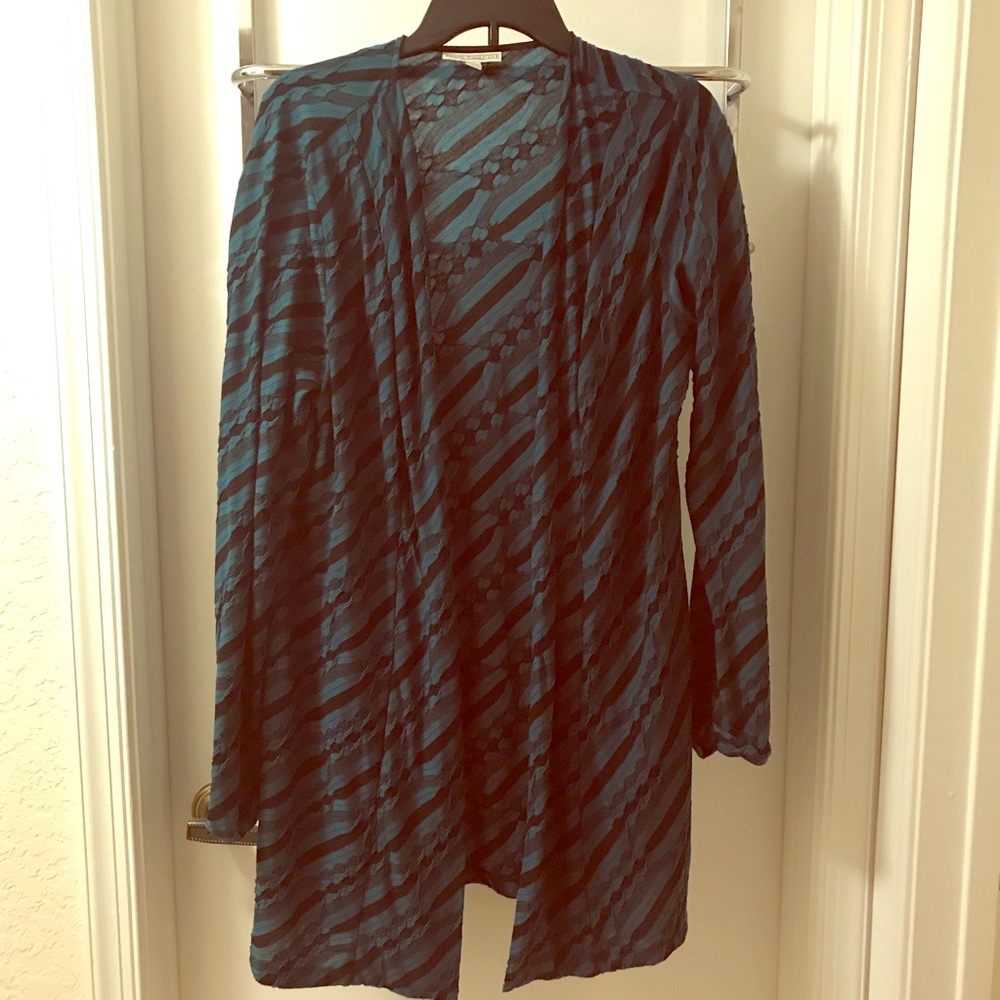 Dana Buchman XL Black and Teal Sweater